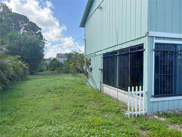 8168 Albatross RD, Fort Myers, FL 33967