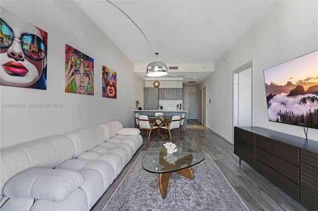 801 S Miami Ave 5206, Miami, FL 33130