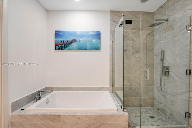 801 S Miami Ave 5206, Miami, FL 33130