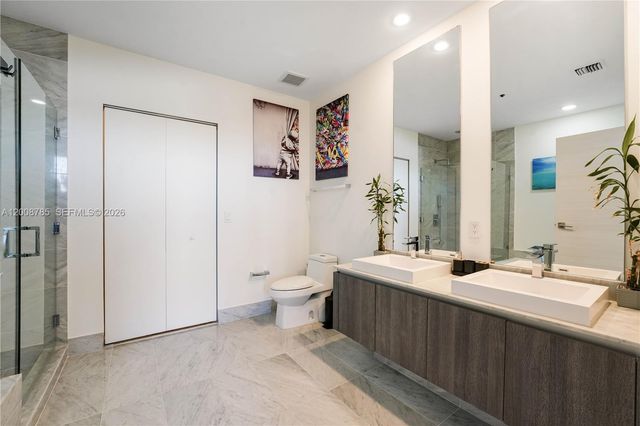 801 S Miami Ave 5206, Miami, FL 33130