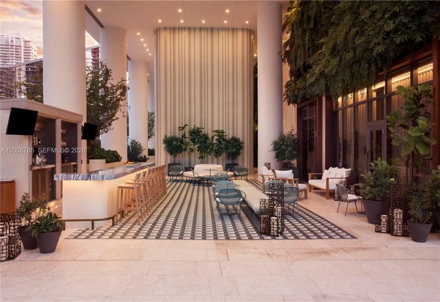 801 S Miami Ave 5206, Miami, FL 33130