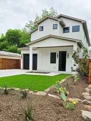 404 Pecan Drive, Dallas, TX 75203