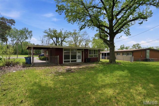 8513 Midwood Avenue, Allenton, MO 63134