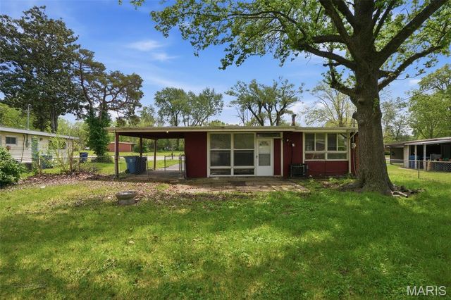 8513 Midwood Avenue, Allenton, MO 63134