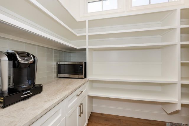 2235 Brentwood Dr, Baton Rouge, LA 70809