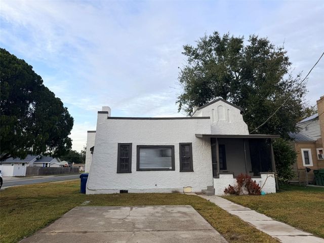 403 SE AVENUE J SE, Winter Haven, FL 33880