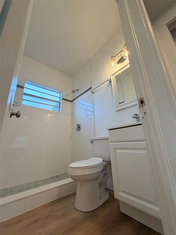 403 SE AVENUE J SE, Winter Haven, FL 33880