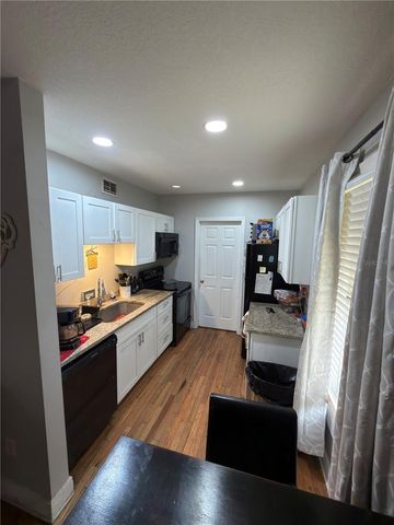 403 SE AVENUE J SE, Winter Haven, FL 33880