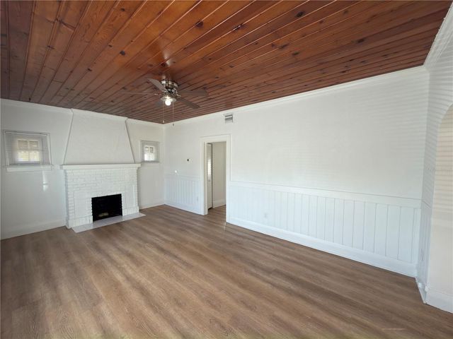 403 SE AVENUE J SE, Winter Haven, FL 33880