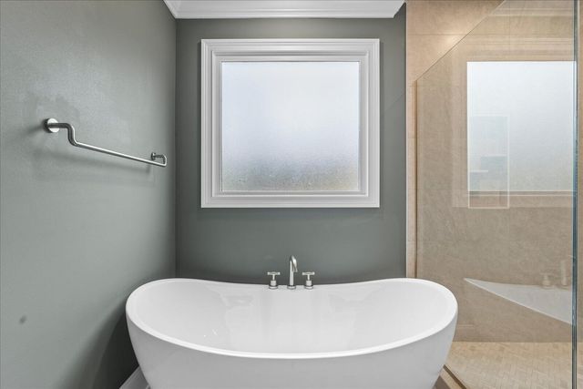 12566 Emerald Bay Drive, Soddy Daisy, TN 37379