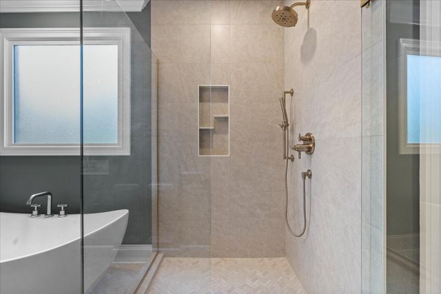 12566 Emerald Bay Drive, Soddy Daisy, TN 37379