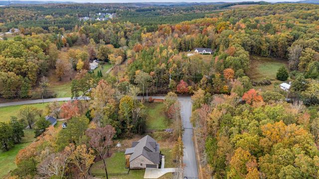 12566 Emerald Bay Drive, Soddy Daisy, TN 37379