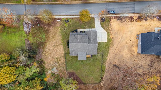 12566 Emerald Bay Drive, Soddy Daisy, TN 37379