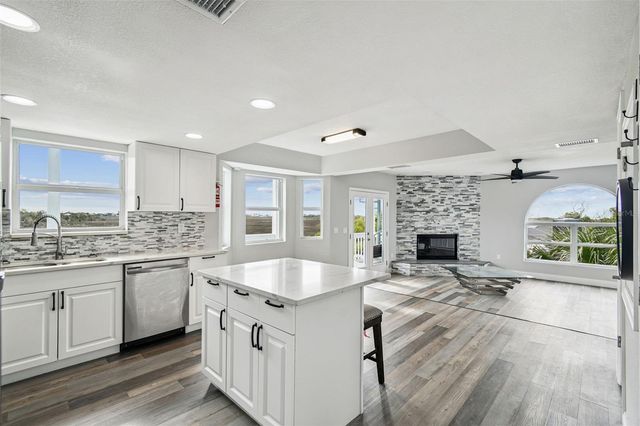 6952 SOUTHWIND DRIVE, Hudson, FL 34667