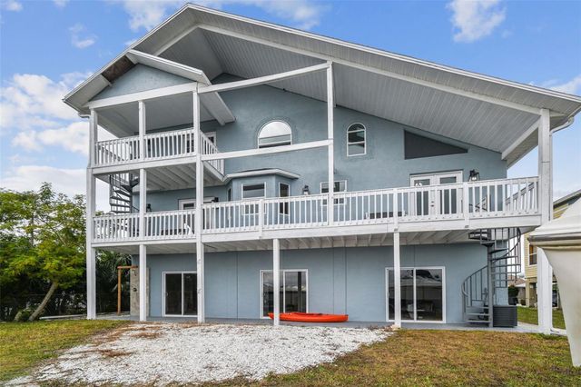 6952 SOUTHWIND DRIVE, Hudson, FL 34667