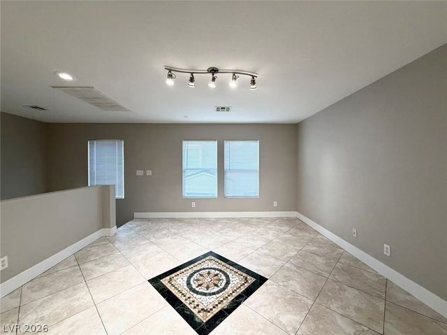 8469 Cavaricci Avenue, Las Vegas, NV 89129