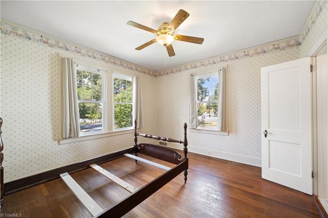 905 Miller Street, Winston-salem, NC 27103