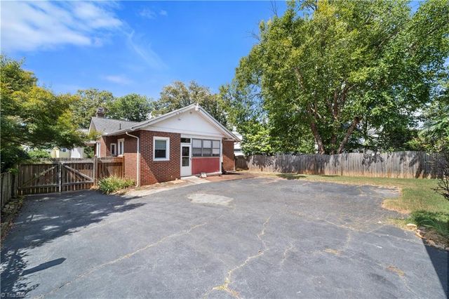 905 Miller Street, Winston-salem, NC 27103