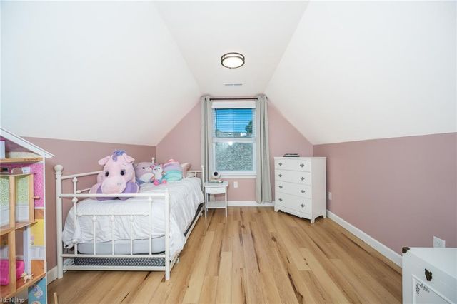 635 Foxgate Quarter DR, Chesapeake, VA 23322