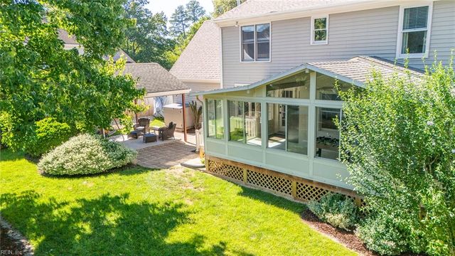635 Foxgate Quarter DR, Chesapeake, VA 23322