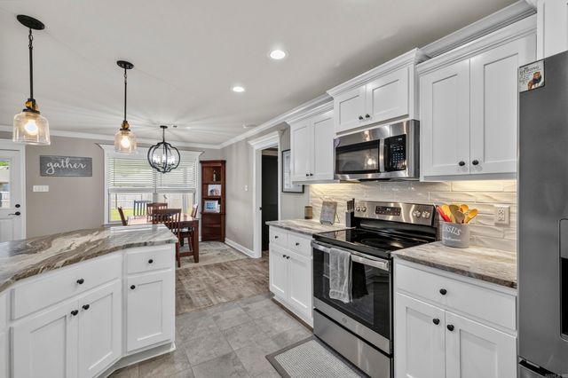 17 Sienna Dr, Cabot, AR 72023