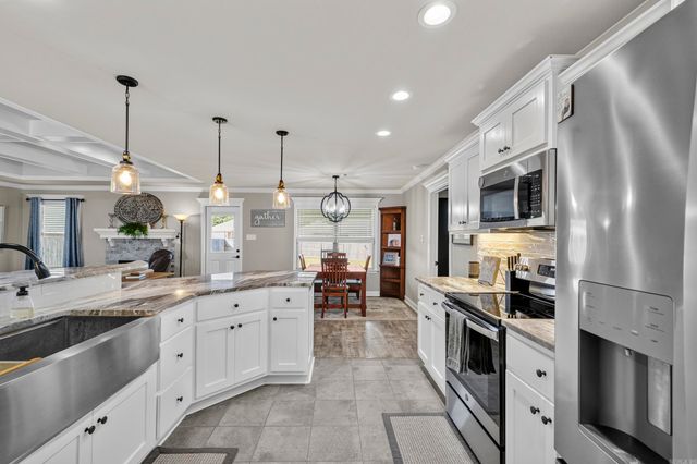 17 Sienna Dr, Cabot, AR 72023