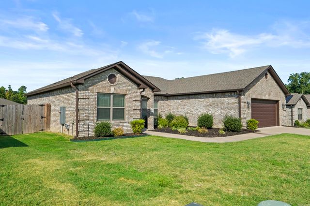 17 Sienna Dr, Cabot, AR 72023