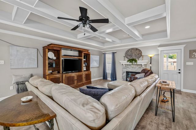 17 Sienna Dr, Cabot, AR 72023