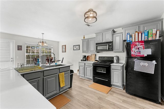 1630 Evening Shade Drive, Fayetteville, AR 72703