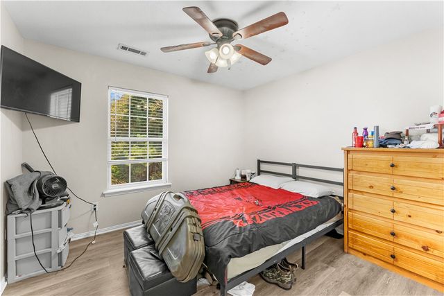 1630 Evening Shade Drive, Fayetteville, AR 72703