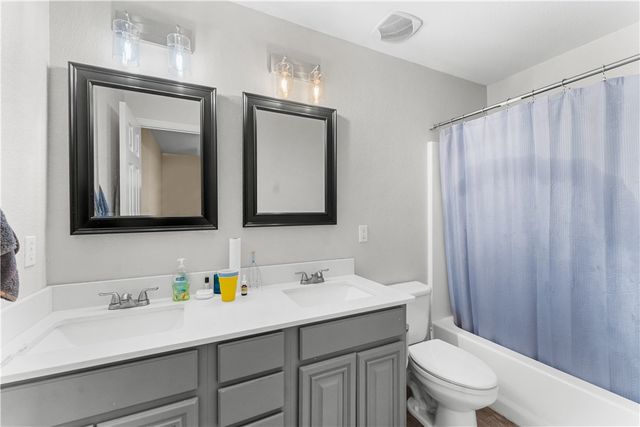 1630 Evening Shade Drive, Fayetteville, AR 72703