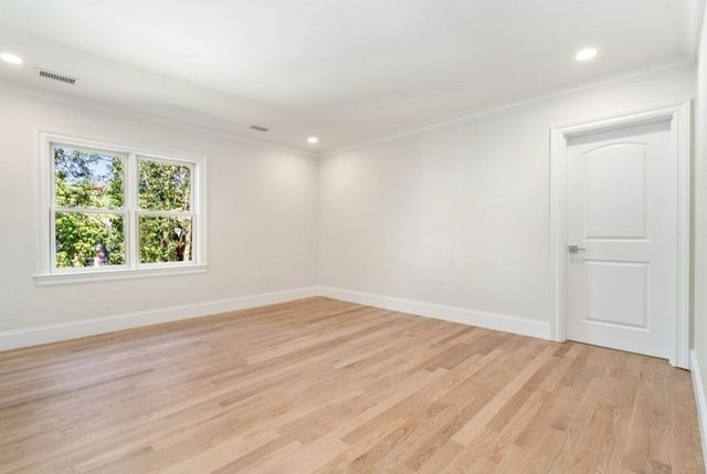 30 Asheville Rd, Newton, MA 02462