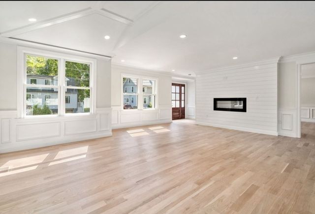 30 Asheville Rd, Newton, MA 02462