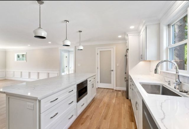 30 Asheville Rd, Newton, MA 02462