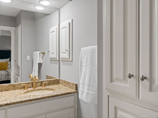 17122 Fawn Brook, San Antonio, TX 78248