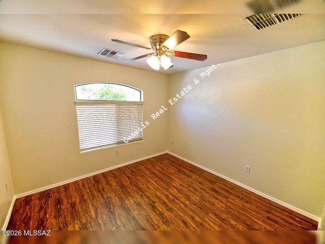 8433 S Gupta Drive, Tucson, AZ 85747
