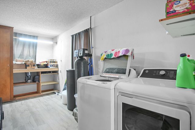 602 Duggan Avenue, Anton, TX 79313