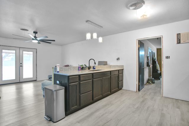 602 Duggan Avenue, Anton, TX 79313