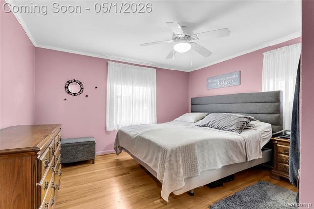 32829 Middleboro Street, Livonia, MI 48154