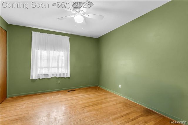 32829 Middleboro Street, Livonia, MI 48154