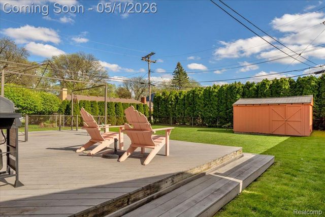 32829 Middleboro Street, Livonia, MI 48154