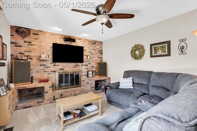 32829 Middleboro Street, Livonia, MI 48154