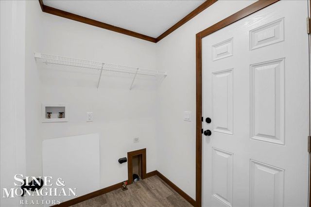 2060 Washington Street, Algonac, MI 48001