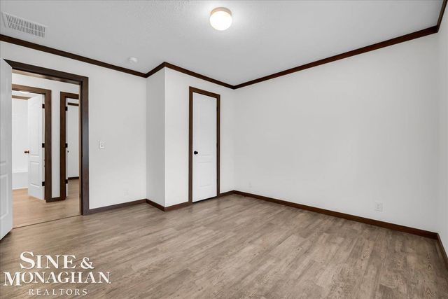 2060 Washington Street, Algonac, MI 48001