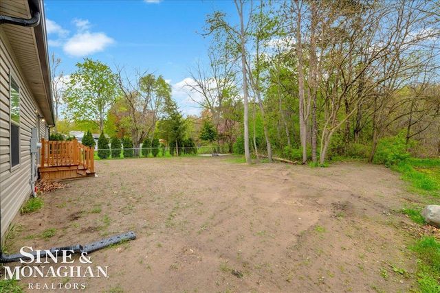2060 Washington Street, Algonac, MI 48001