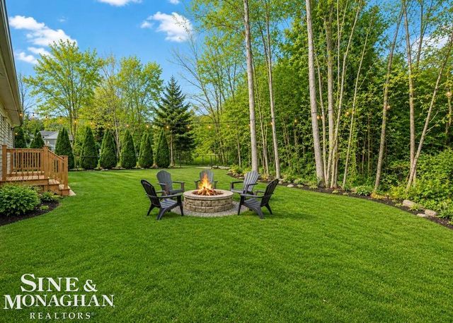2060 Washington Street, Algonac, MI 48001