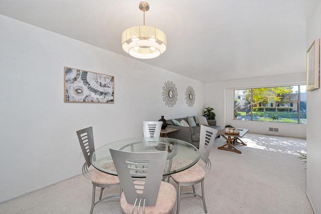 6618 Trudy Way, Sacramento, CA 95831