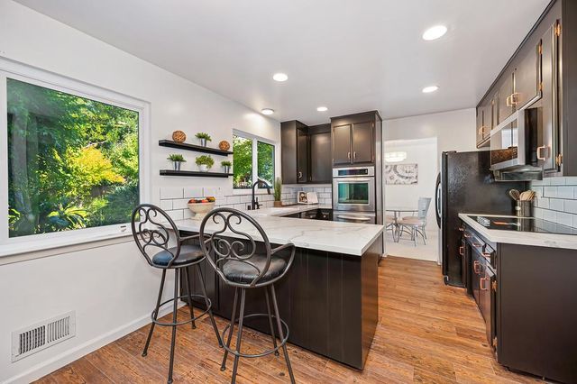 6618 Trudy Way, Sacramento, CA 95831