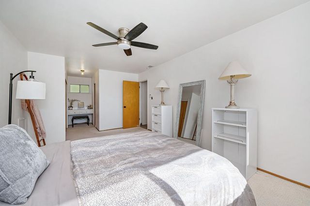 6618 Trudy Way, Sacramento, CA 95831