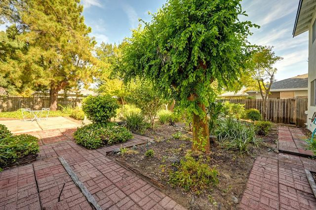 6618 Trudy Way, Sacramento, CA 95831